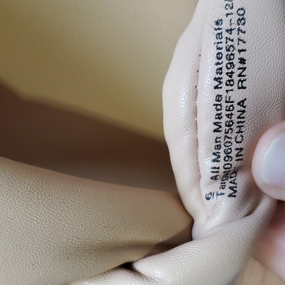 Universal Thread Sandals - Picture 4 of 6